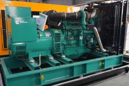 康明斯和玉柴柴油發(fā)電機(jī)組哪個(gè)好？按需選擇！